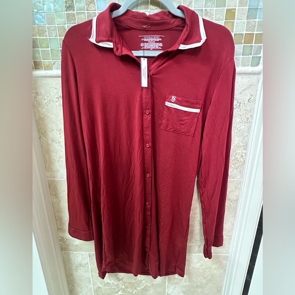Victoria’s Secret size small night gown.